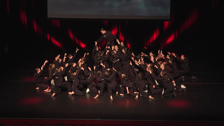 École Danse ta vie 2026 - Nos inspirations en mouvement - Spectacle 1